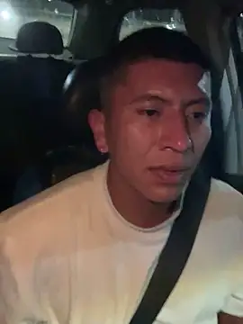 Snapshot of maruquint28 chatting on 10-25-25, 05:04 maruquint28 online show from 10-25-25, 05:04