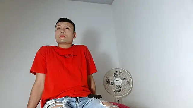 Snapshot of angel666smit chatting on 04-08-26, 12:16 angel666smit online show from 04-08-26, 12:16