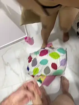 Snapshot of Nube_Azul1 chatting on 12-05-25, 03:59 Nube Azul1 online show from 12-05-25, 03:59