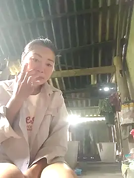 yeu-yeu online show from 10-26-25, 04:29