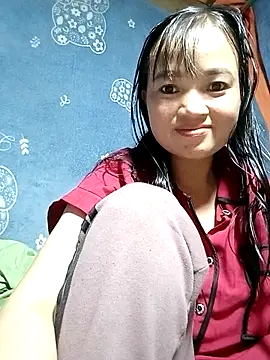 Snapshot of Noelle-e chatting on 03-18-26, 11:57 Noelle-e online show from 03-18-26, 11:57