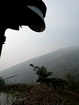 Snapshot of Noelle-e chatting on 04-06-26, 01:03 Noelle-e online show from 04-06-26, 01:03