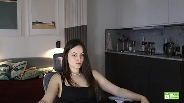 amelie shine online show from 10-30-25, 11:22