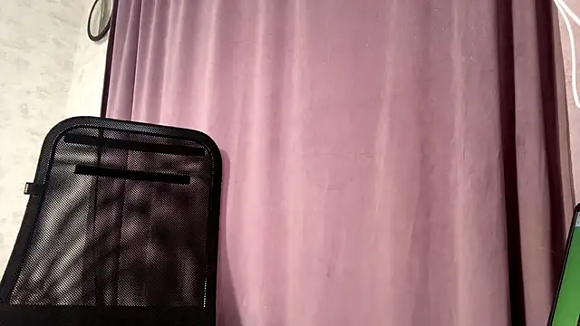 AliceStacy online show from 10-31-25, 09:21