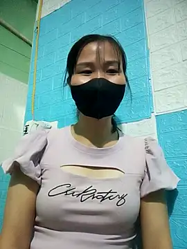 Snapshot of Donatella28 chatting on 10-30-25, 12:50 Donatella28 online show from 10-30-25, 12:50