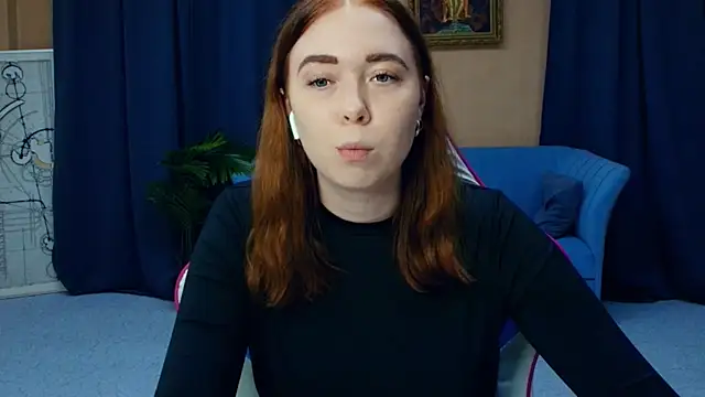 AddieOsler online show from 04-11-26, 07:29