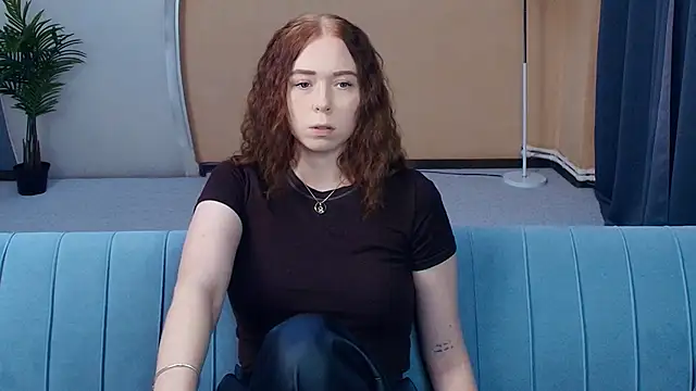 Snapshot of AddieOsler chatting on 07-18-26, 07:17 AddieOsler online show from 07-18-26, 07:17