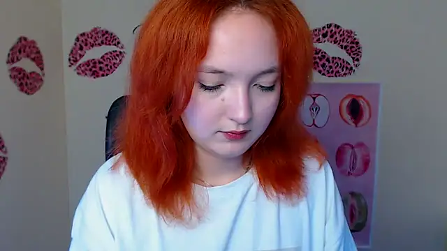 Snapshot of MissAriaa chatting on 05-08-26, 11:37 MissAriaa online show from 05-08-26, 11:37