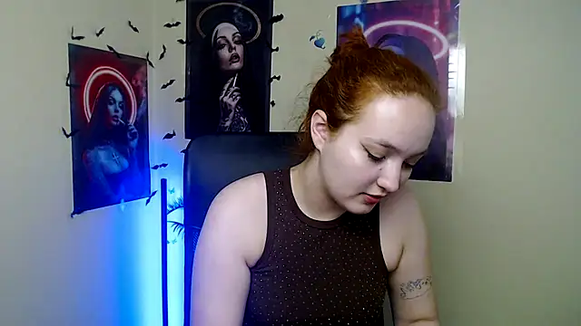 Snapshot of MissAriaa chatting on 05-15-26, 12:12 MissAriaa online show from 05-15-26, 12:12
