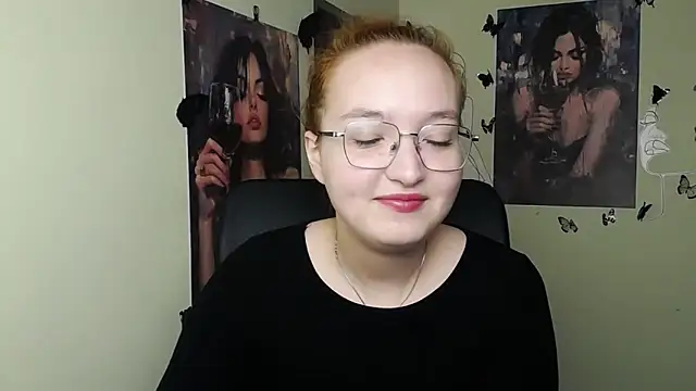 Snapshot of MissAriaa chatting on 05-28-26, 06:00 MissAriaa online show from 05-28-26, 06:00