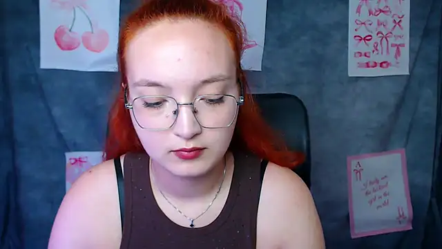 Snapshot of MissAriaa chatting on 07-09-26, 12:09 MissAriaa online show from 07-09-26, 12:09