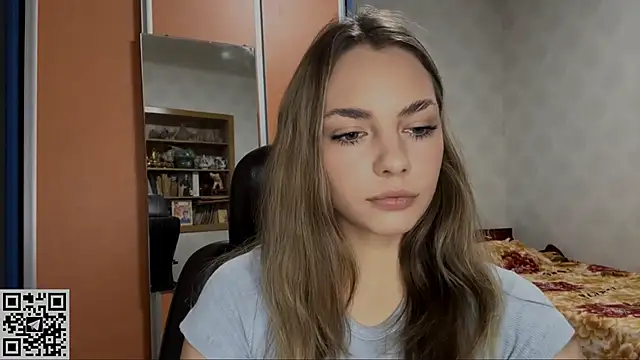 Snapshot of IlanaLafferty chatting on 11-29-25, 04:10 IlanaLafferty online show from 11-29-25, 04:10