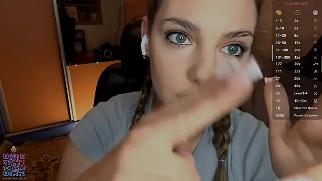 Snapshot of IlanaLafferty chatting on 01-10-26, 06:31 IlanaLafferty online show from 01-10-26, 06:31