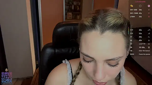 Snapshot of IlanaLafferty chatting on 01-12-26, 06:24 IlanaLafferty online show from 01-12-26, 06:24