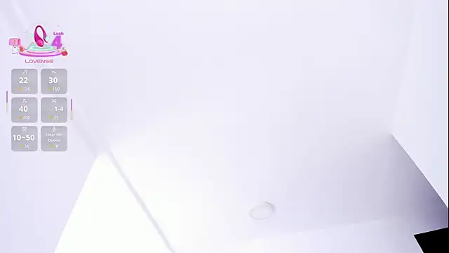 Leyacopper  online show from 11-04-25, 07:24