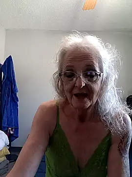 Snapshot of JoleneDelacroix chatting on 10-30-25, 03:13 JoleneDelacroix online show from 10-30-25, 03:13