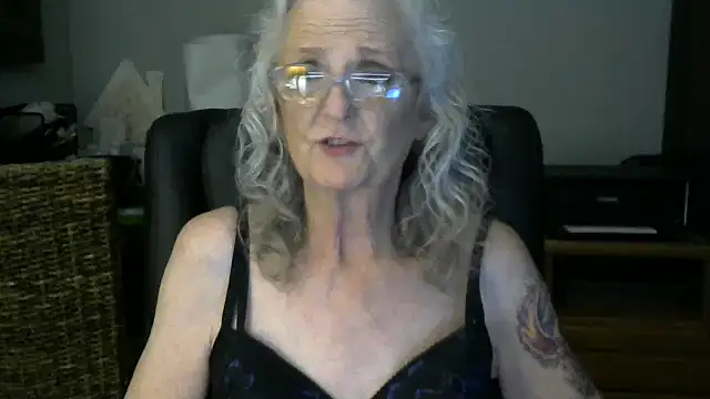 Snapshot of JoleneDelacroix chatting on 11-12-25, 02:01 JoleneDelacroix online show from 11-12-25, 02:01