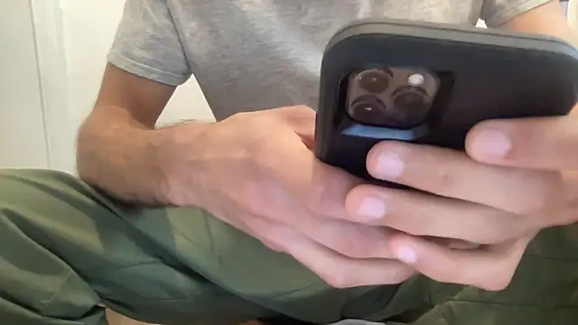 10ThickInches online show from 10-27-25, 03:05