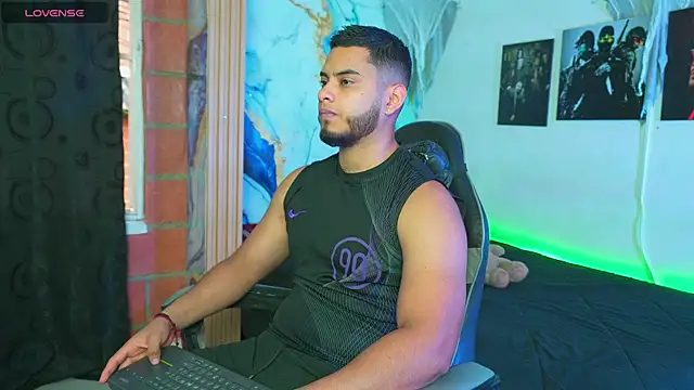 Tiler wolker online show from 11-06-25, 10:21