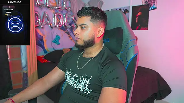 Tiler wolker online show from 04-09-26, 07:08