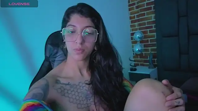 ghostwomaan online show from 11-27-25, 12:18