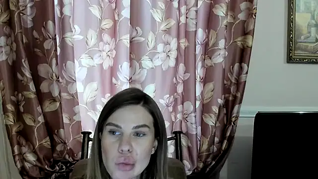 LinaBey online show from 02-19-26, 12:34