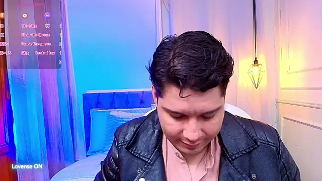 Snapshot of MasonHeat chatting on 11-09-25, 02:21 MasonHeat online show from 11-09-25, 02:21