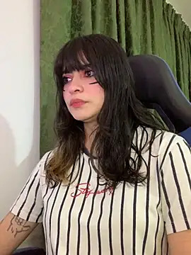 Annagoth  online show from 11-22-25, 04:33