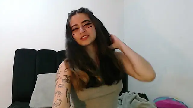 Snapshot of Annagoth_ chatting on 05-28-26, 11:57 Annagoth online show from 05-28-26, 11:57