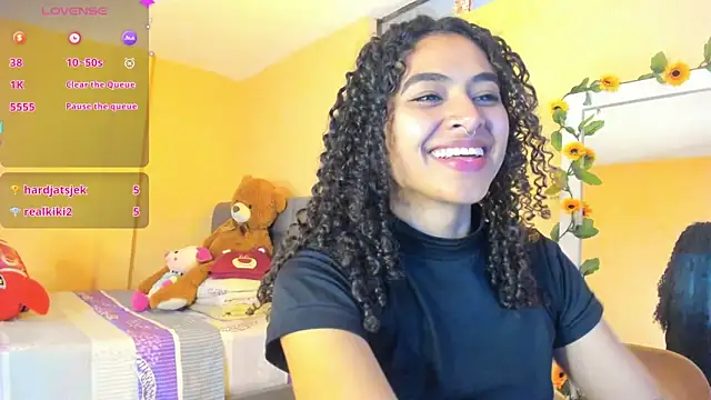 Snapshot of Keniia_rizz chatting on 06-08-26, 07:14 Keniia rizz online show from 06-08-26, 07:14