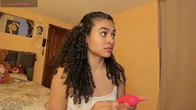 Snapshot of Keniia_rizz chatting on 06-22-26, 06:38 Keniia rizz online show from 06-22-26, 06:38