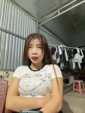 Zlienr023 online show from 11-23-25, 12:38