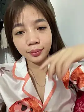 Zlienr023 online show from 12-15-25, 07:56