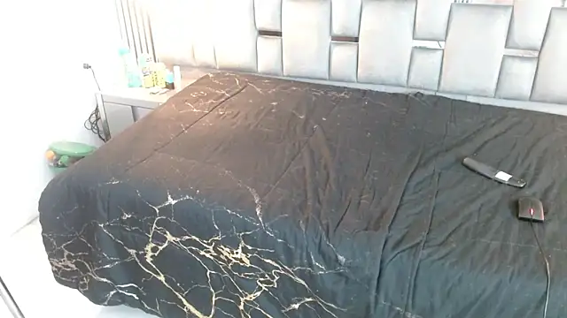 Memi xxx online show from 11-15-25, 02:53