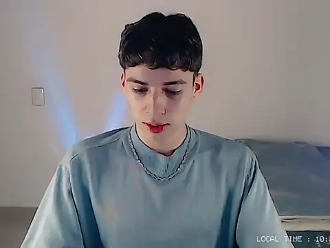 Sett 01 online show from 11-13-25, 03:05