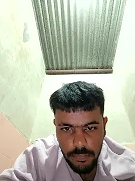 Snapshot of devil_boy_0909 chatting on 01-07-26, 02:08 devil boy 0909 online show from 01-07-26, 02:08