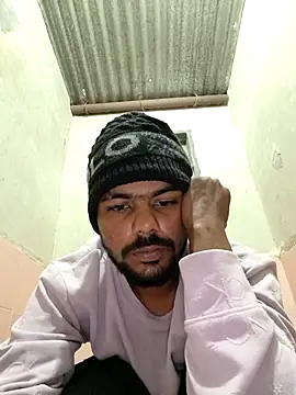 Snapshot of devil_boy_0909 chatting on 01-11-26, 02:16 devil boy 0909 online show from 01-11-26, 02:16