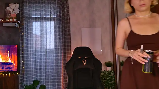 BallerinaCappuchino online show from 11-05-25, 03:39