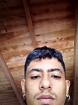 SkinniYamo online show from 02-25-26, 04:16