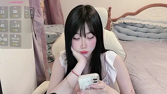 Snapshot of Vivian-88 chatting on 05-01-26, 03:44 Vivian-88 online show from 05-01-26, 03:44
