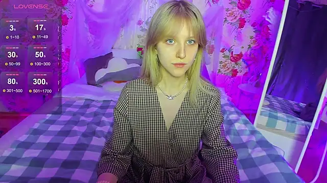 KissChristie   online show from 11-12-25, 06:08