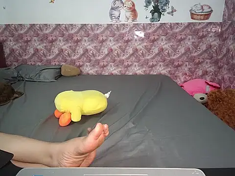 zubu 202 online show from 11-13-25, 02:27