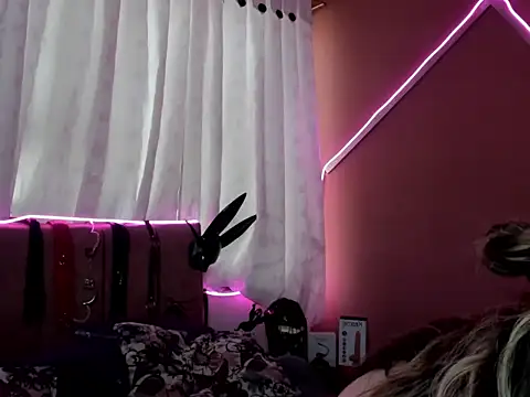 CleareRems online show from 11-23-25, 01:00