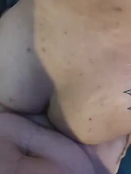 Lilianstf online show from 11-04-25, 08:08