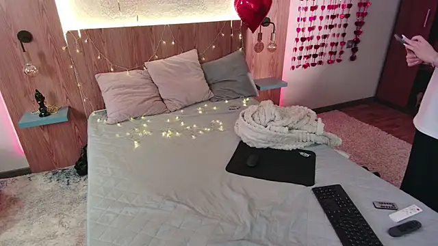 sweetie kathy  online show from 02-15-26, 08:46