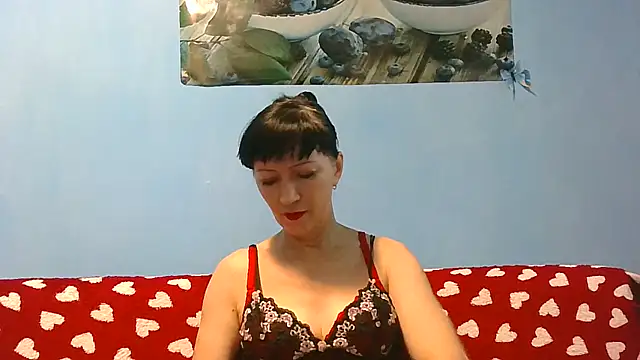 Snapshot of IffetLove42 chatting on 06-11-26, 08:45 IffetLove42 online show from 06-11-26, 08:45