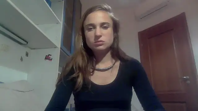 Snapshot of SinnEmily chatting on 12-03-25, 09:13 SinnEmily online show from 12-03-25, 09:13