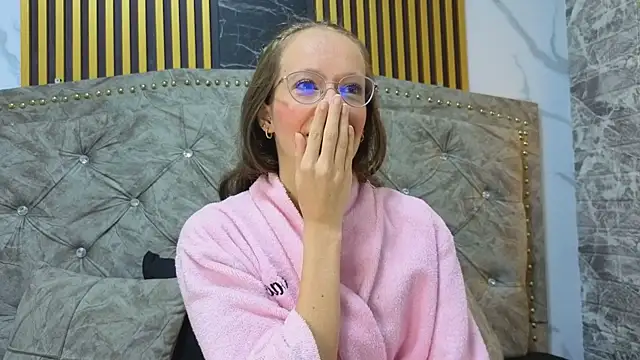 Salome cruxx online show from 04-02-26, 12:14