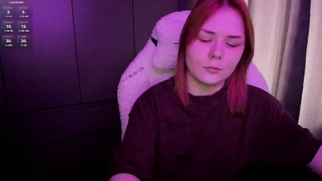 Snapshot of sophia_lix chatting on 07-18-26, 10:41 sophia lix online show from 07-18-26, 10:41