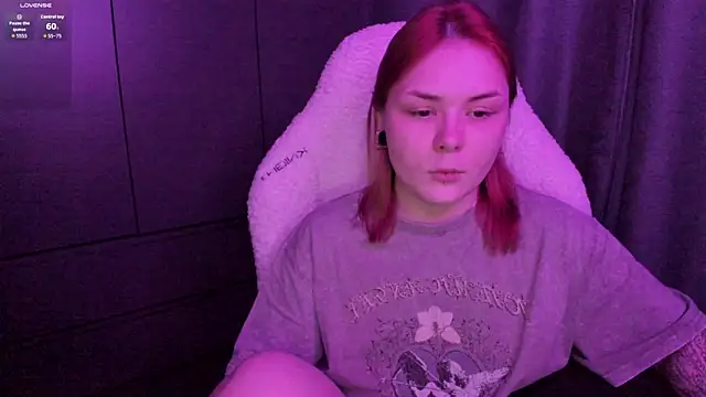 Snapshot of sophia_lix chatting on 07-26-26, 06:37 sophia lix online show from 07-26-26, 06:37